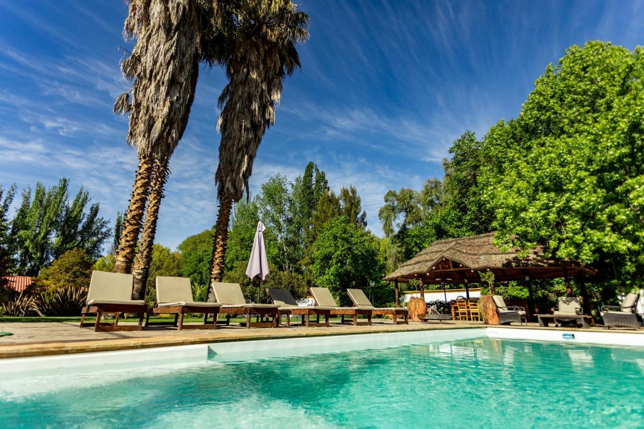 Hotel Casona La Chiquita Chacras de Coria Esterno foto