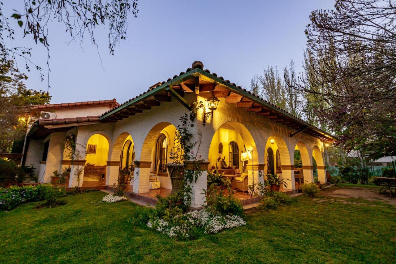 Hotel Casona La Chiquita Chacras de Coria Esterno foto